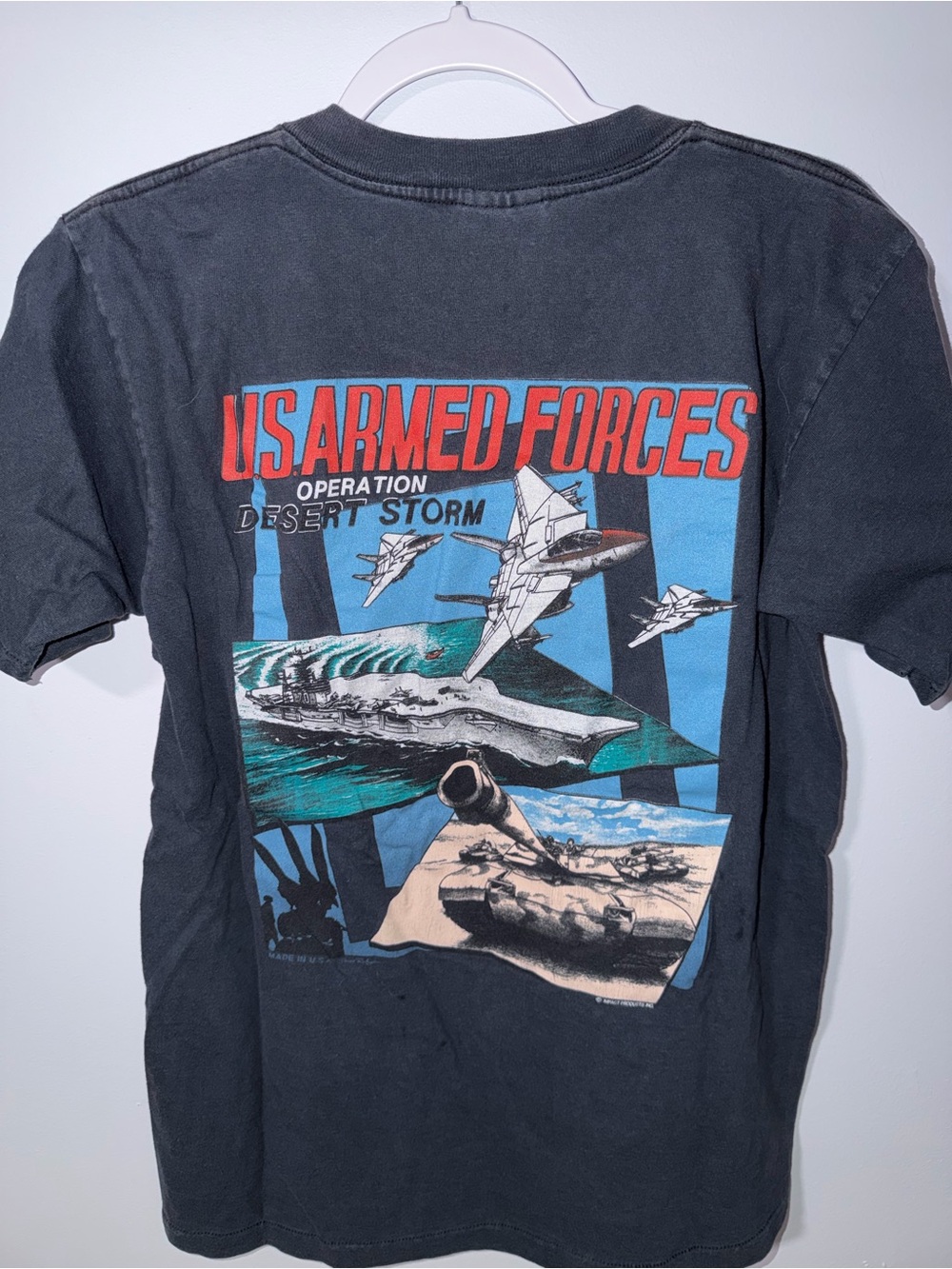 Vtg 1991 U.S. Armed Forces Operation Desert Storm t-shirt ft aircraft carrier